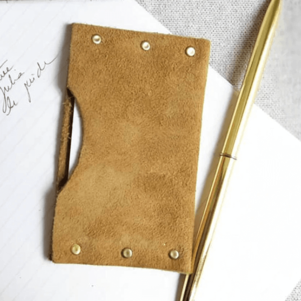 PORTE-CARTE RIVETÉ